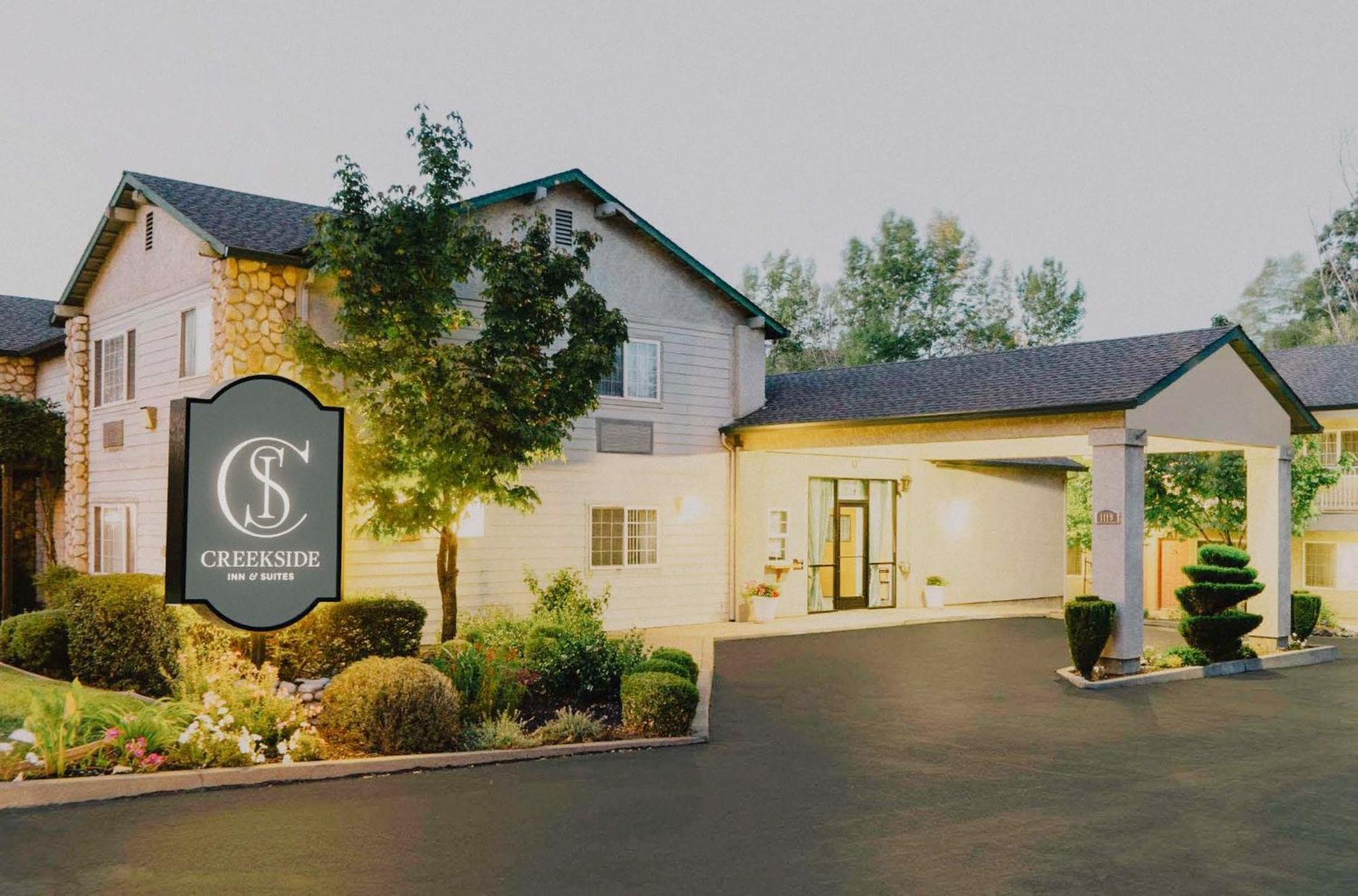 Creekside Inn & Suites Willits Exteriör bild