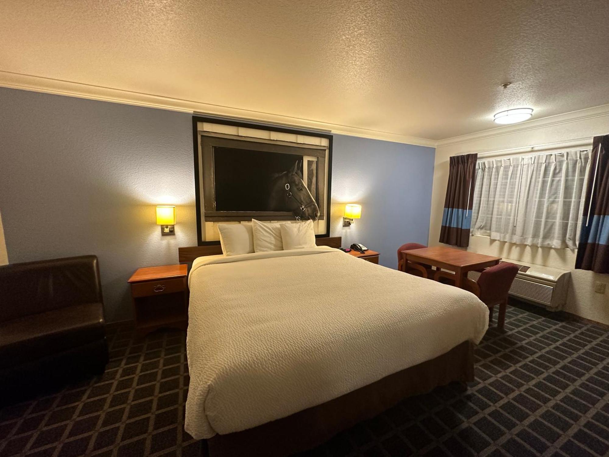 Creekside Inn & Suites Willits Exteriör bild