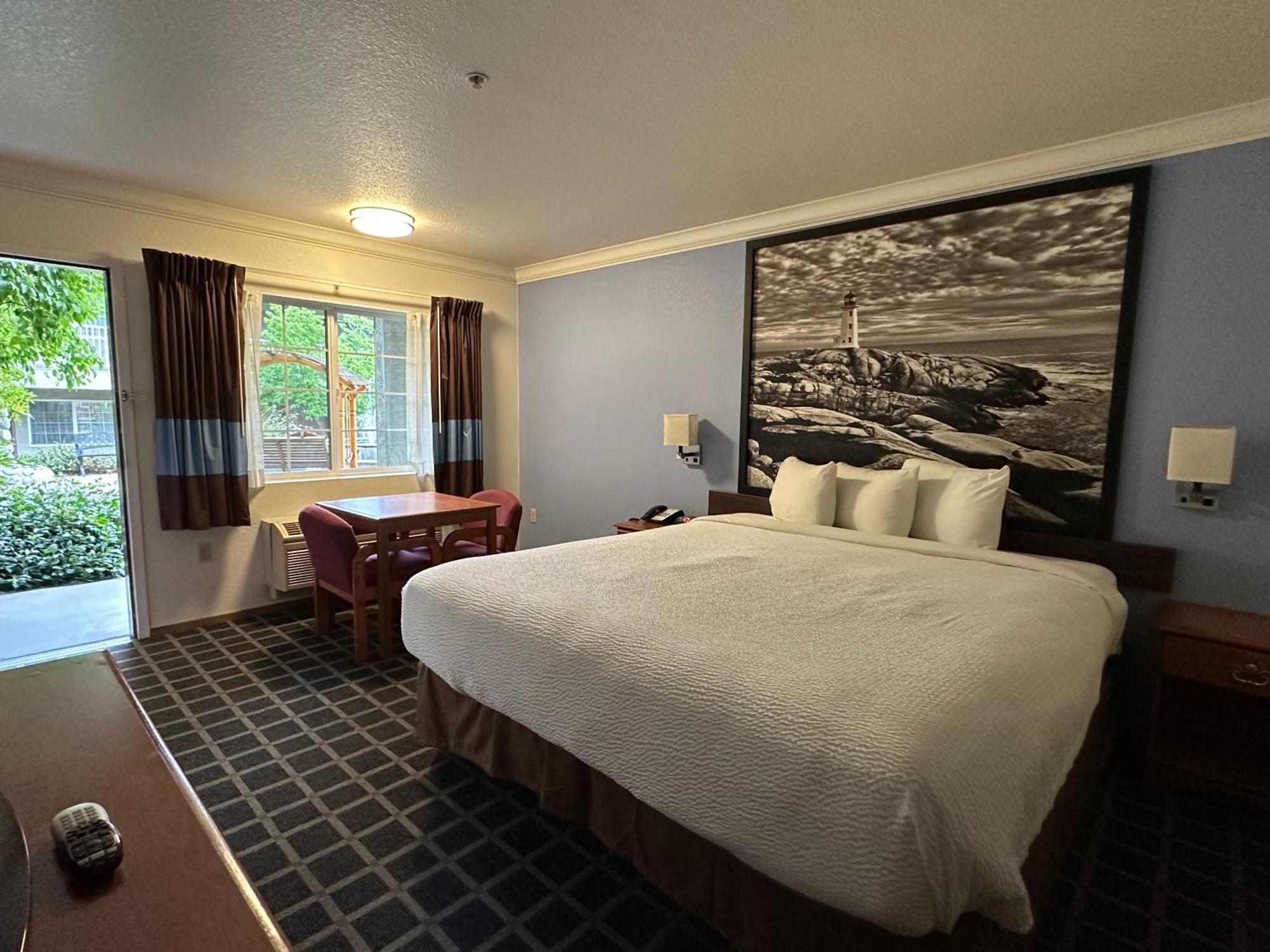 Creekside Inn & Suites Willits Exteriör bild