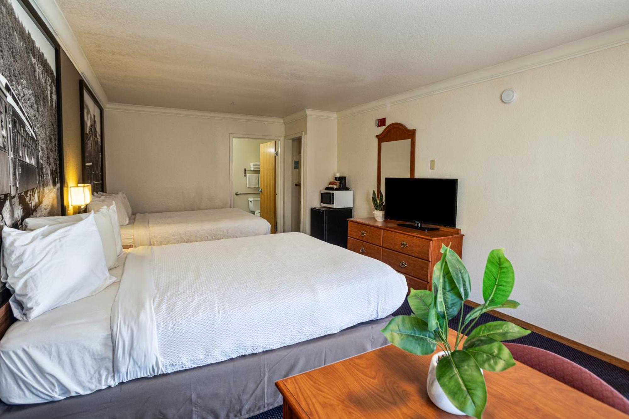 Creekside Inn & Suites Willits Exteriör bild